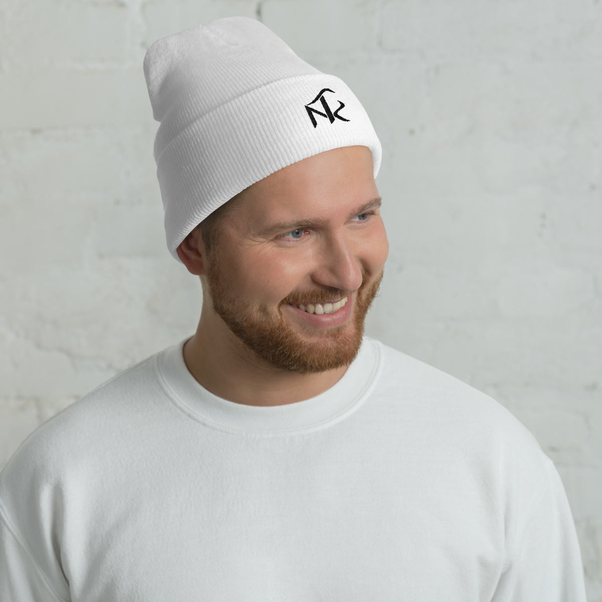 Bonnet Signature NIF RAJALA blanc – porté